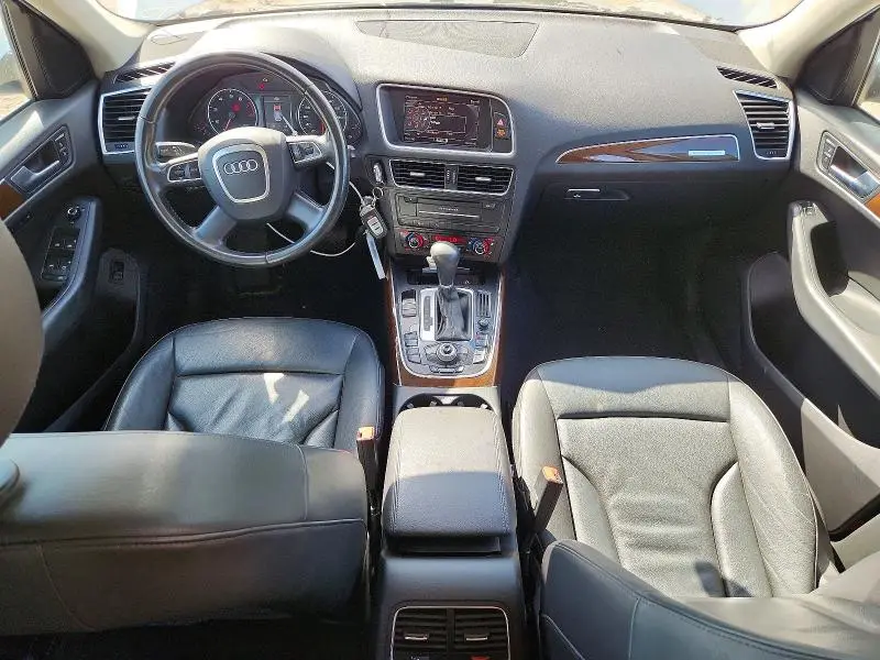 2011 AUDI Q5 PREMIUM PLUS  