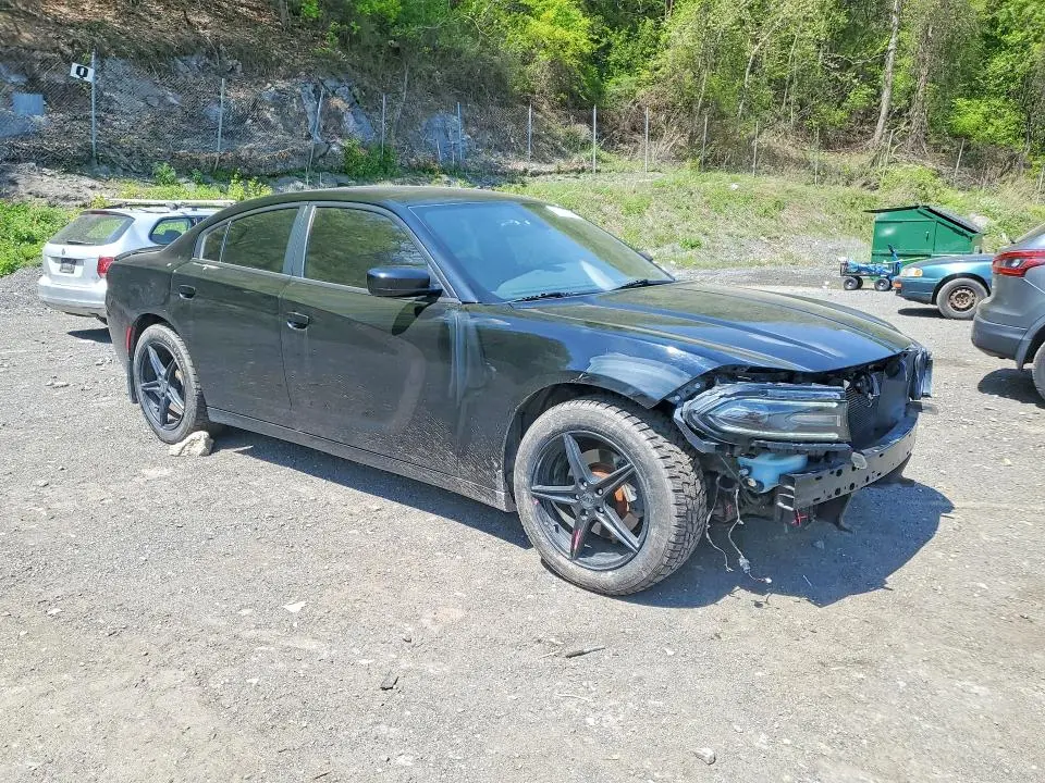 2016 DODGE CHARGER SXT  