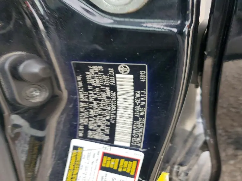 2012 TOYOTA CAMRY LE  