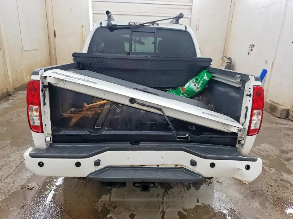 2018 NISSAN FRONTIER S  