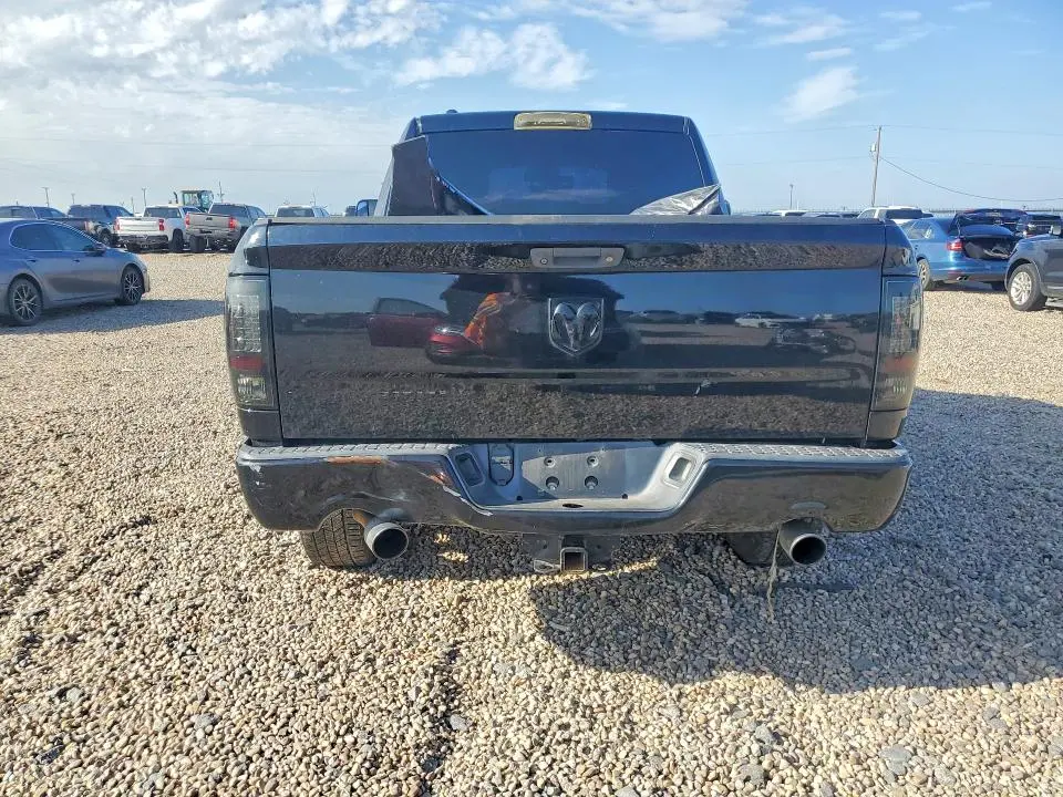 2014 RAM 1500 ST  
