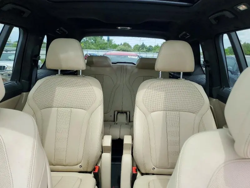2022 BMW X7 M50I  