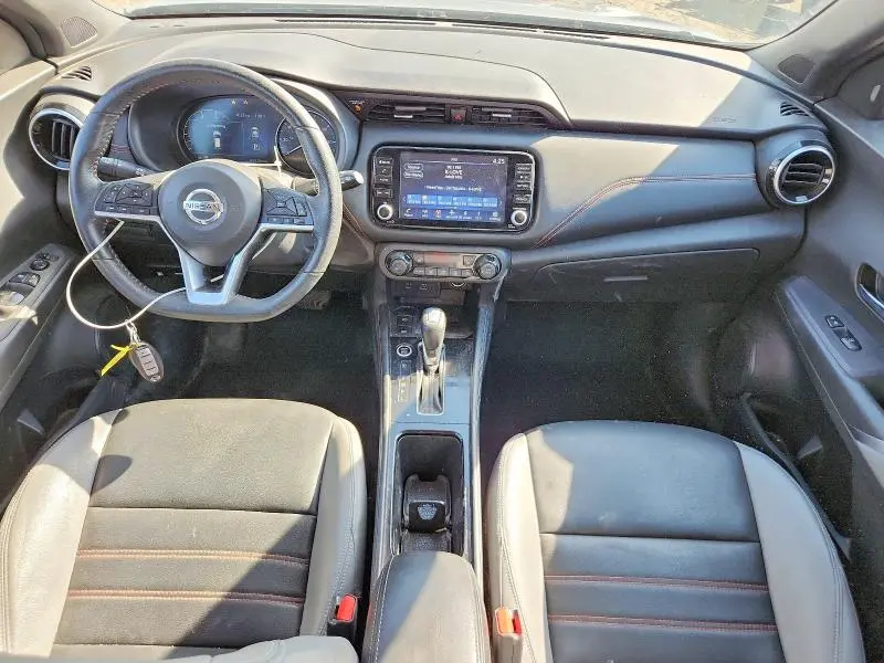 2021 NISSAN KICKS SR  