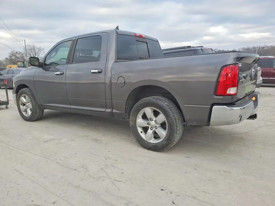 2014 RAM 1500 SLT  