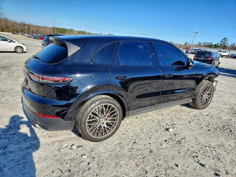 2020 PORSCHE CAYENNE   