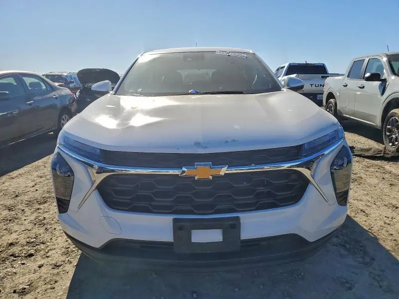 2025 CHEVROLET TRAX LS  