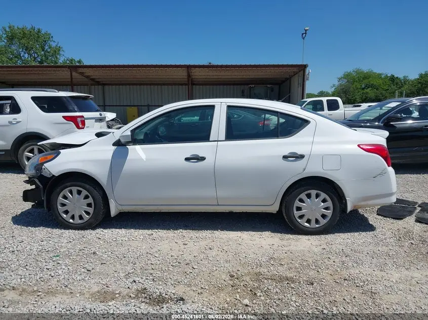 2017 NISSAN VERSA 1.6 S+