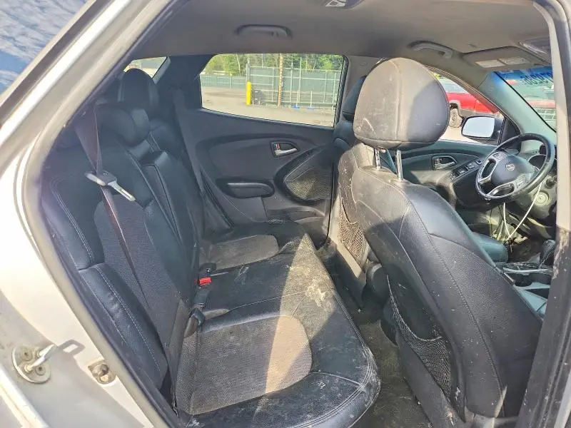 2012 HYUNDAI TUCSON GLS  