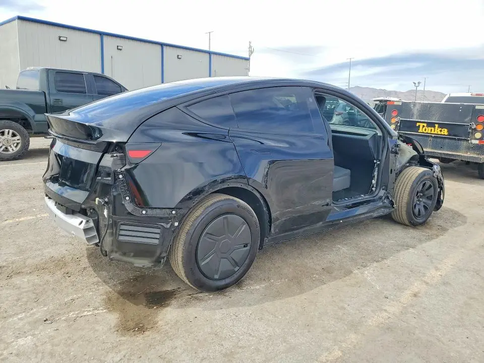 2026 TESLA MODEL Y   