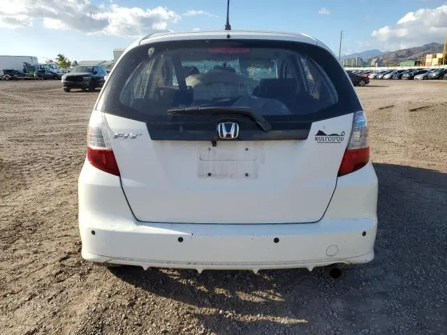 2013 HONDA FIT   
