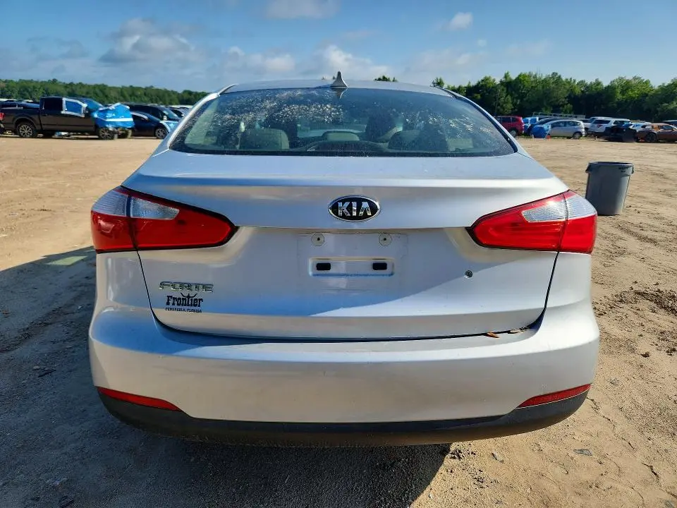 2015 KIA FORTE LX  