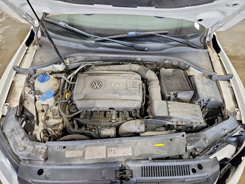 2014 VOLKSWAGEN PASSAT SE  