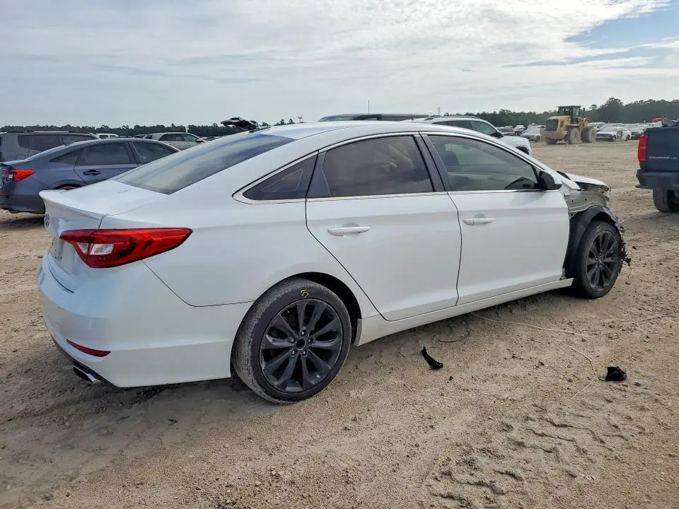 2017 HYUNDAI SONATA SE  