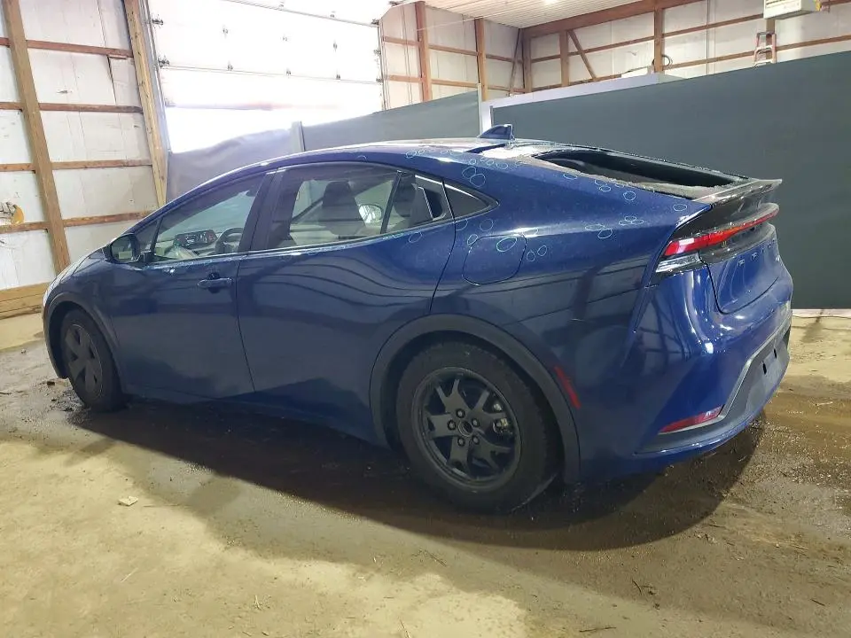 2023 TOYOTA PRIUS LE  