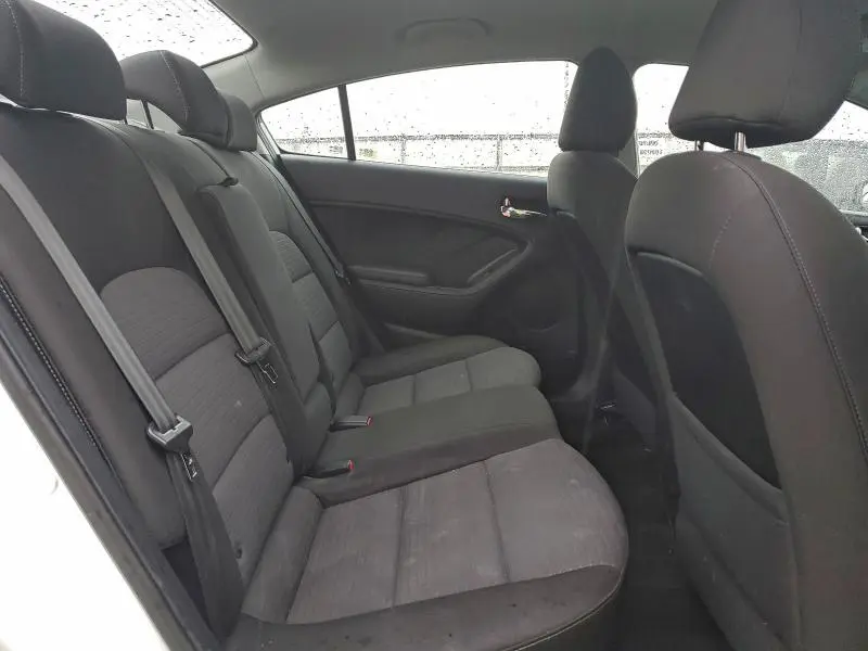 2015 KIA FORTE LX  