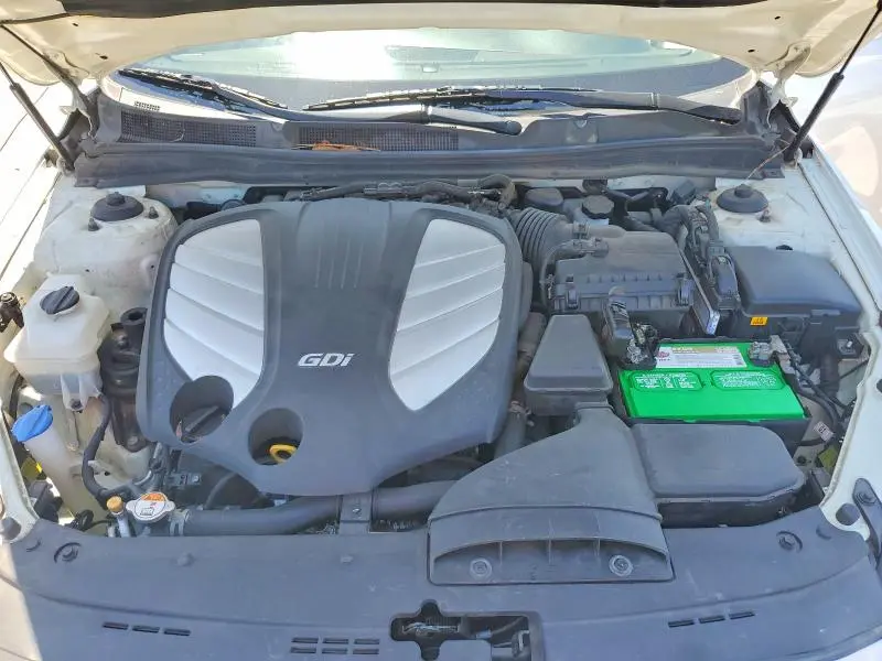 2016 KIA CADENZA LUXURY  
