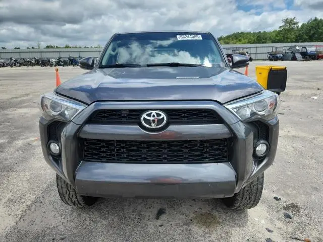 2018 TOYOTA 4RUNNER SR5  
