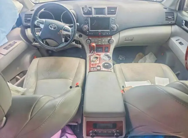 2011 TOYOTA HIGHLANDER LIMITED  