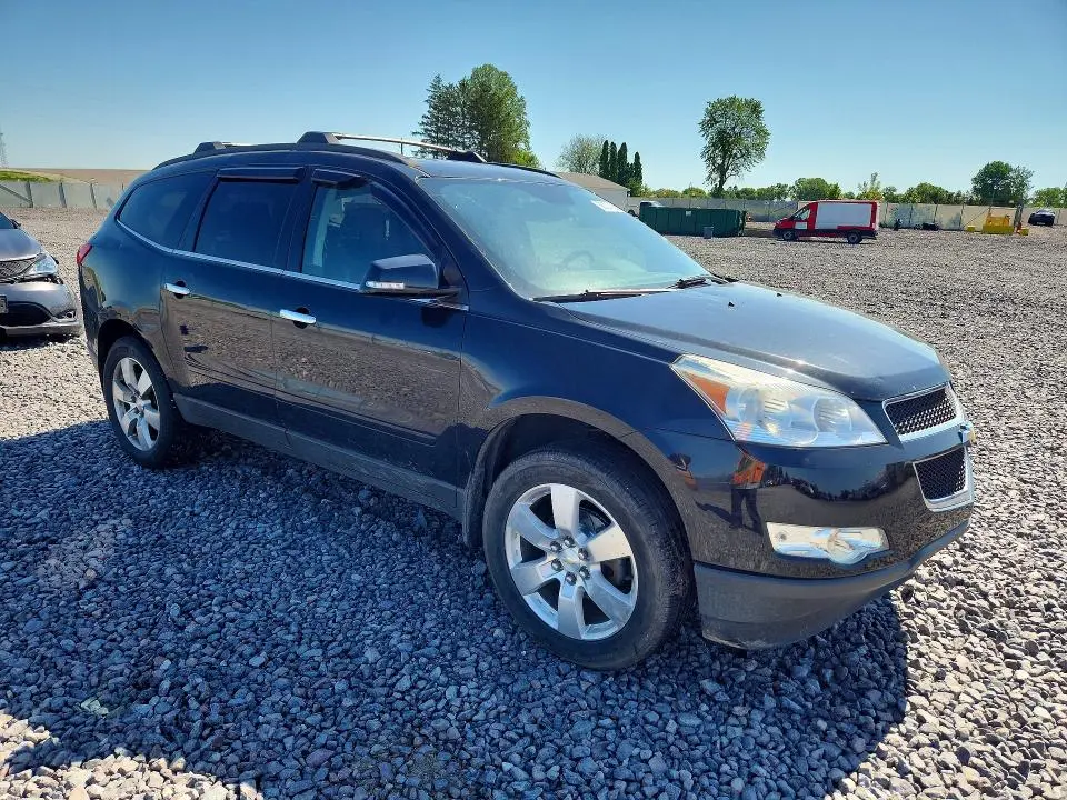 2012 CHEVROLET TRAVERSE LT  