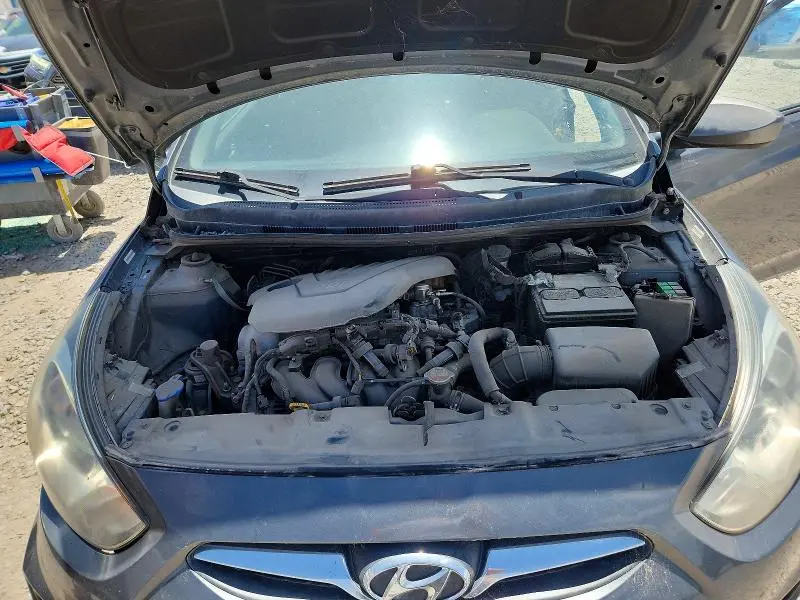 2012 HYUNDAI ACCENT GLS  