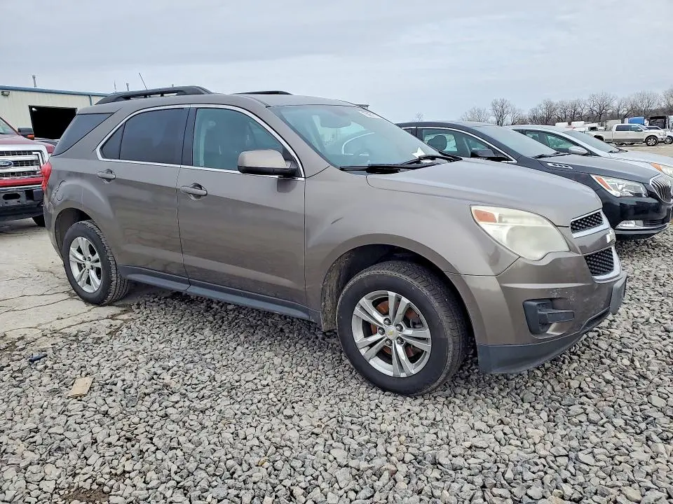 2010 CHEVROLET EQUINOX LT  