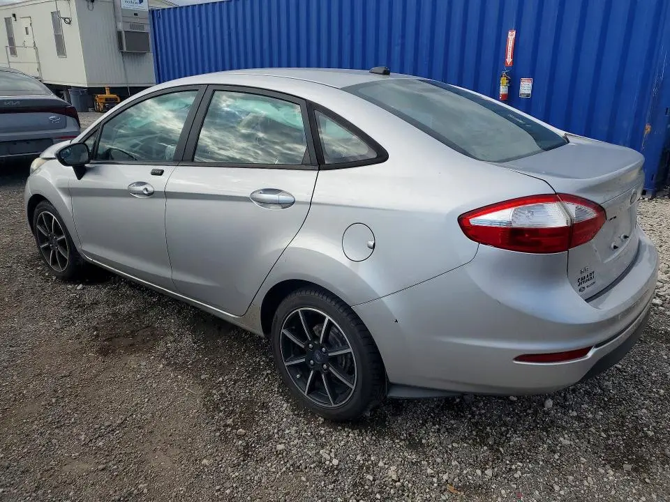 2017 FORD FIESTA SE  