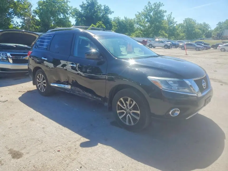 2013 NISSAN PATHFINDER S  