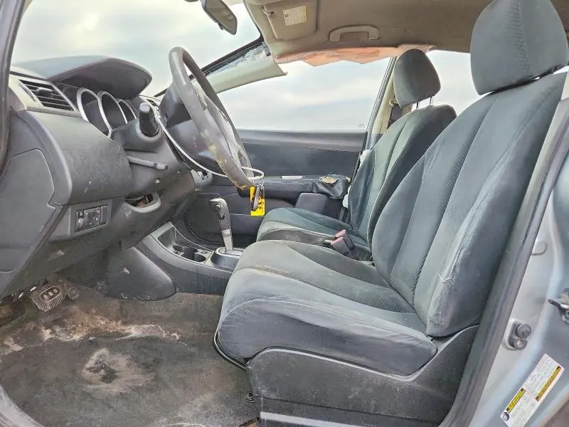 2011 NISSAN VERSA 1.8 S  