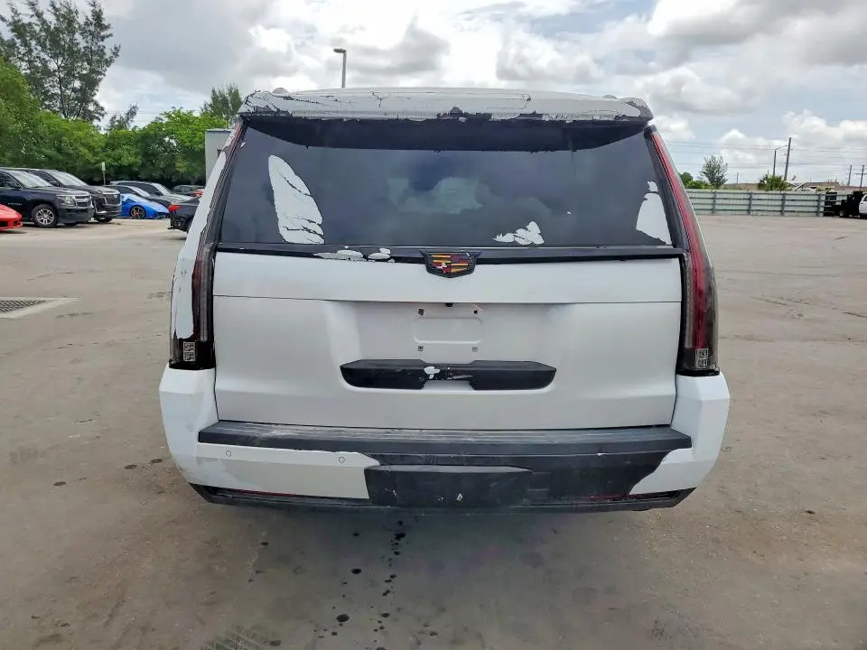2016 CADILLAC ESCALADE ESV LUXURY  