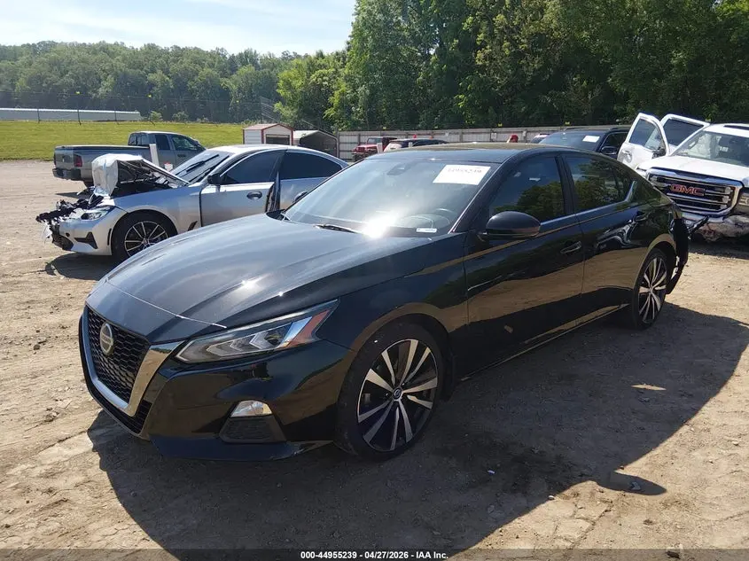 2020 NISSAN ALTIMA SR FWD