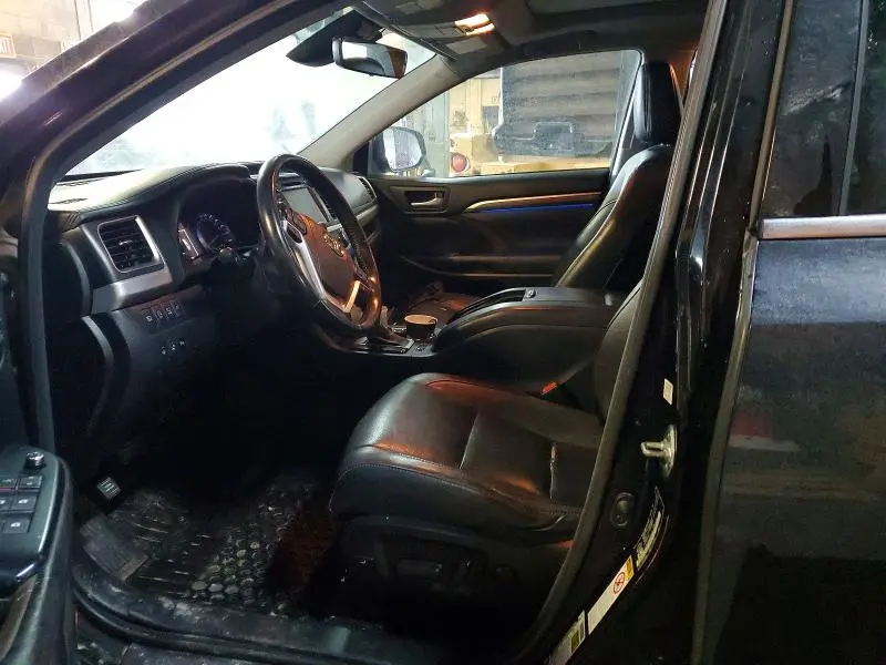 2017 TOYOTA HIGHLANDER LIMITED  