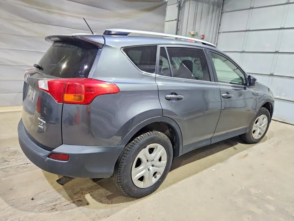 2014 TOYOTA RAV4 LE  