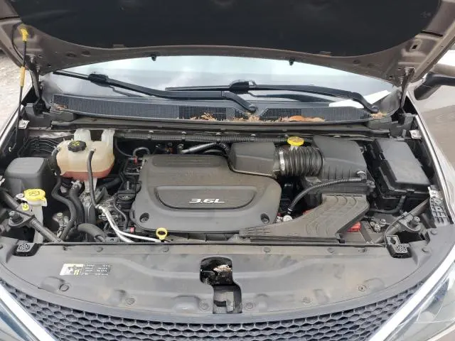 2017 CHRYSLER PACIFICA LX  