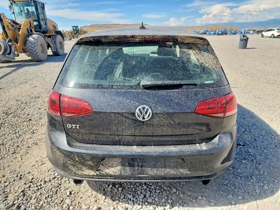2017 VOLKSWAGEN GTI S  