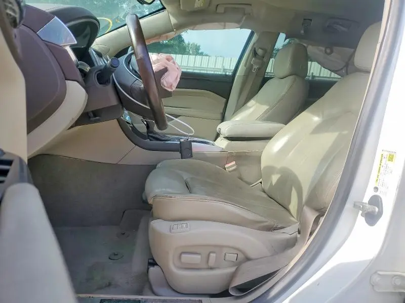 2013 CADILLAC SRX LUXURY COLLECTION  