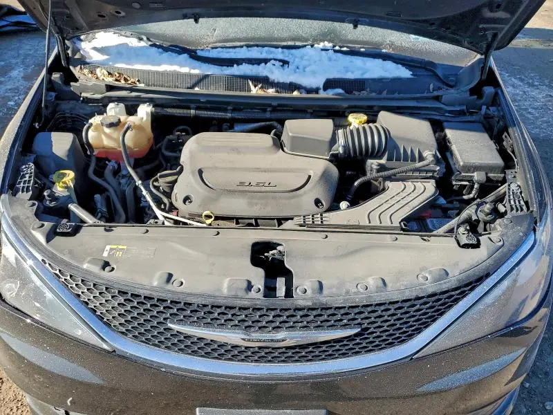 2021 CHRYSLER VOYAGER LXI  