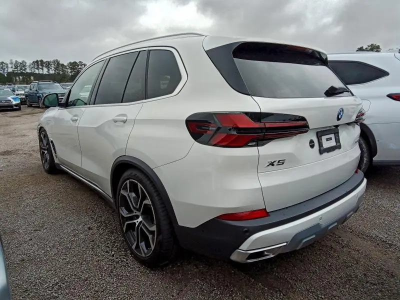 2025 BMW X5 XDRIVE50E  