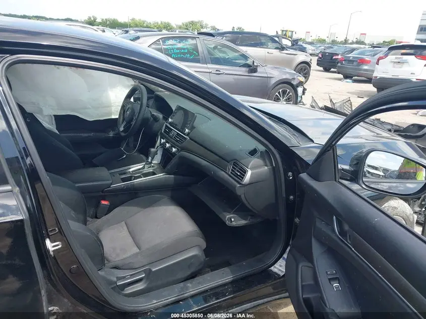 2018 HONDA ACCORD LX