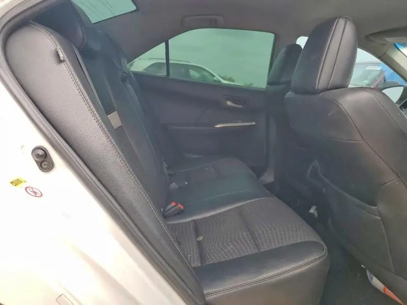2012 TOYOTA CAMRY SE  