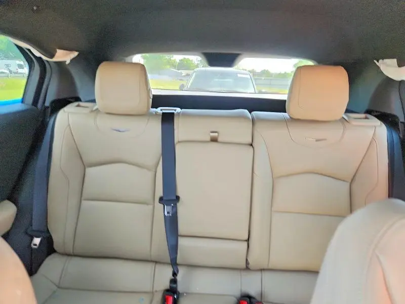 2024 CADILLAC XT4 LUXURY  