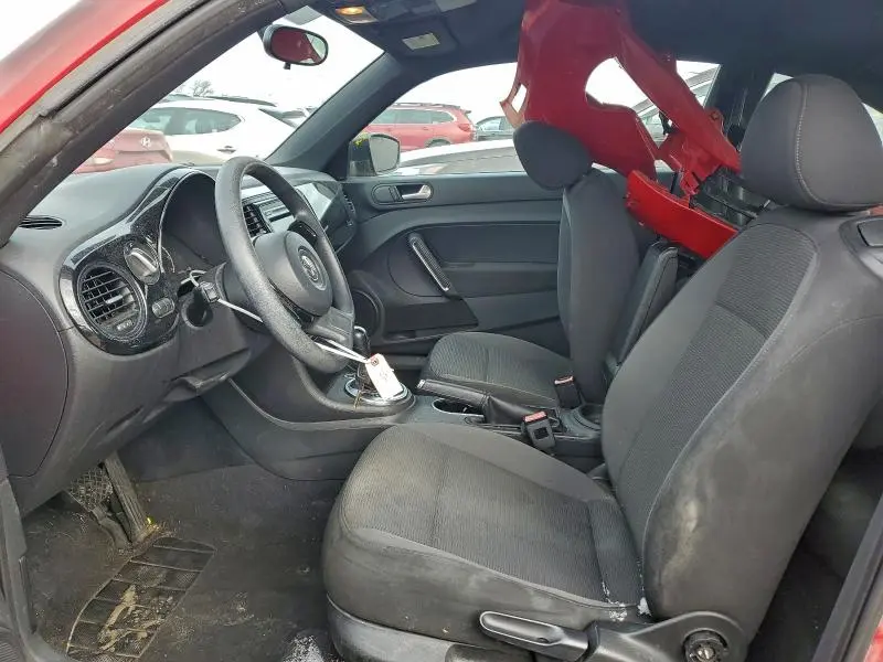 2013 VOLKSWAGEN BEETLE   