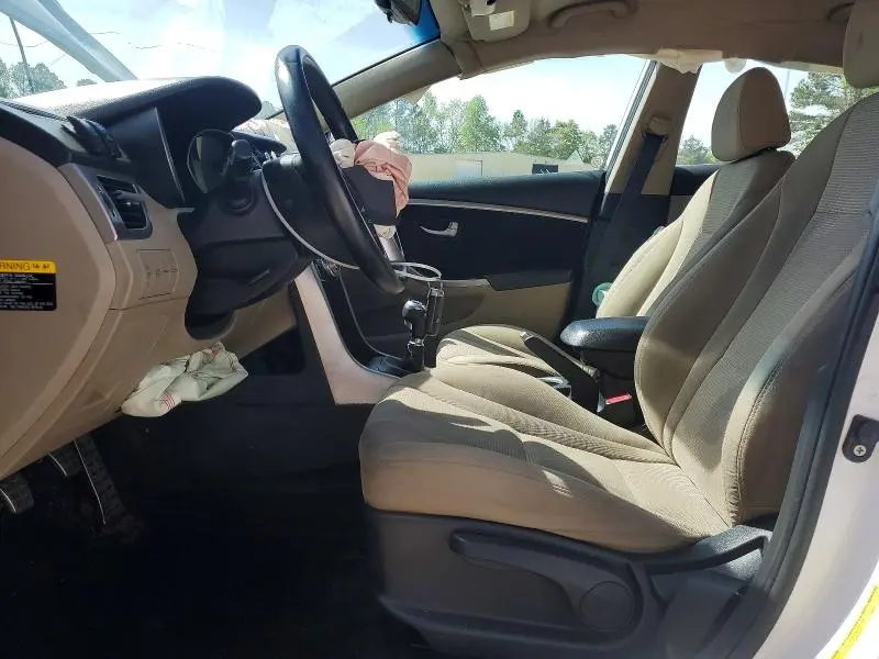 2013 HYUNDAI ELANTRA GT BASE  