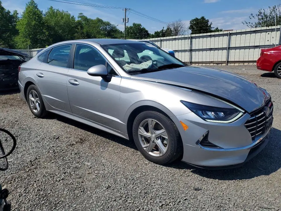 2020 HYUNDAI SONATA SE  