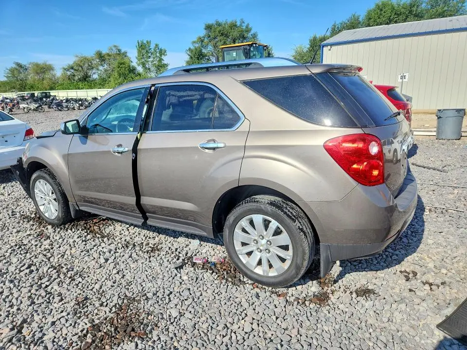 2011 CHEVROLET EQUINOX LT  