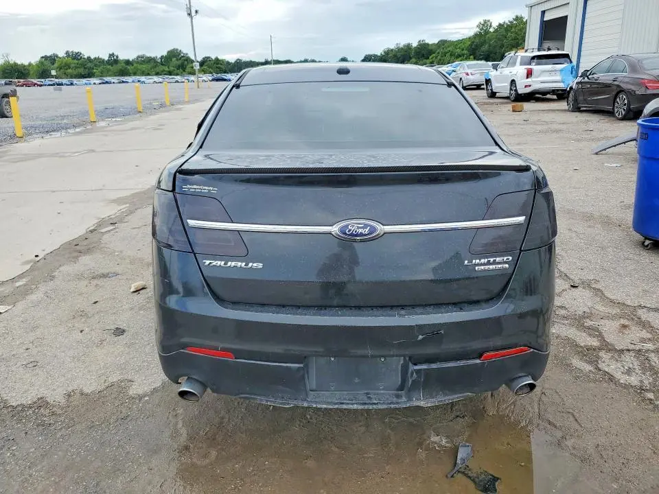 2015 FORD TAURUS SE  