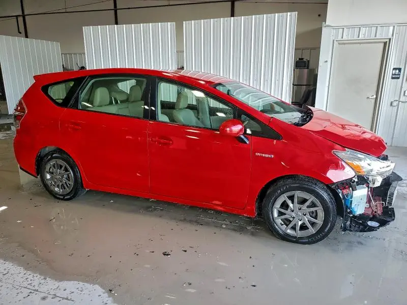 2015 TOYOTA PRIUS V FOUR  