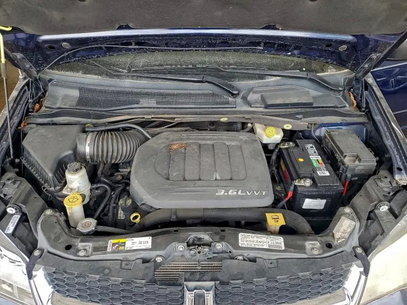 2013 DODGE GRAND CARAVAN SE  