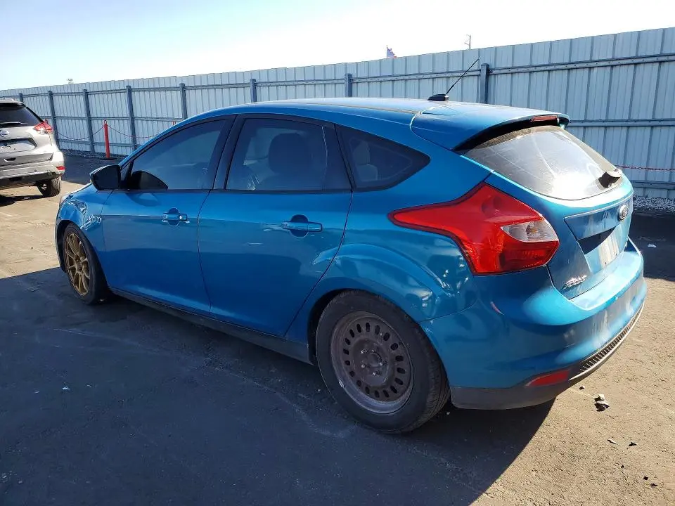 2013 FORD FOCUS SE  