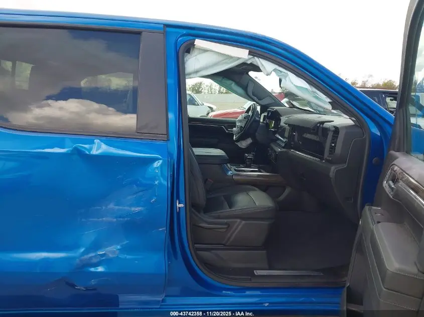 2024 CHEVROLET SILVERADO 1500 4WD  SHORT BED RST