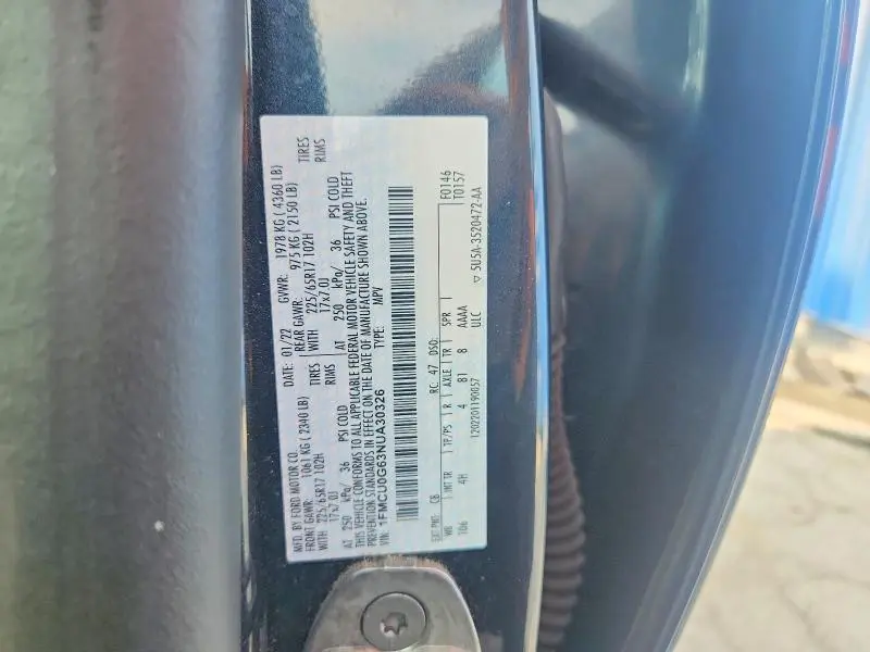 2022 FORD ESCAPE SE  